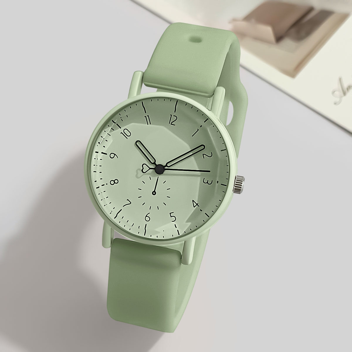 أزياء العربية الهاتفي المرأة ك - مراجعة Luxury Watch With Rubber Strap وسعره