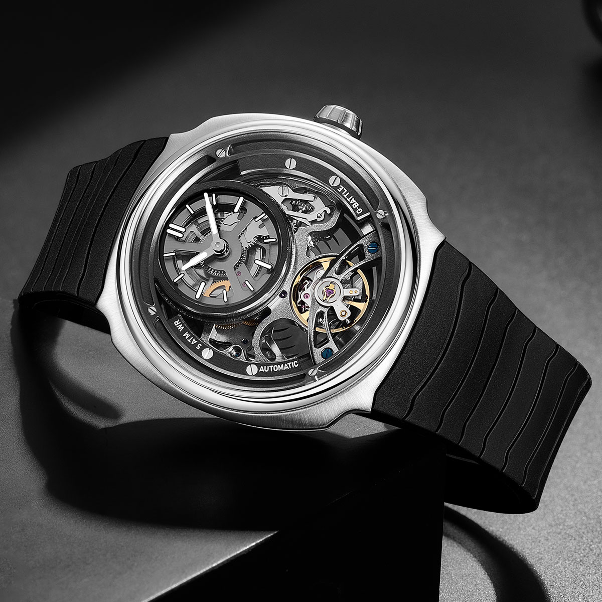 ساعة يد ميكانيكية كبيرة الحجم  - مراجعة Luxury Watch Hublot وسعره