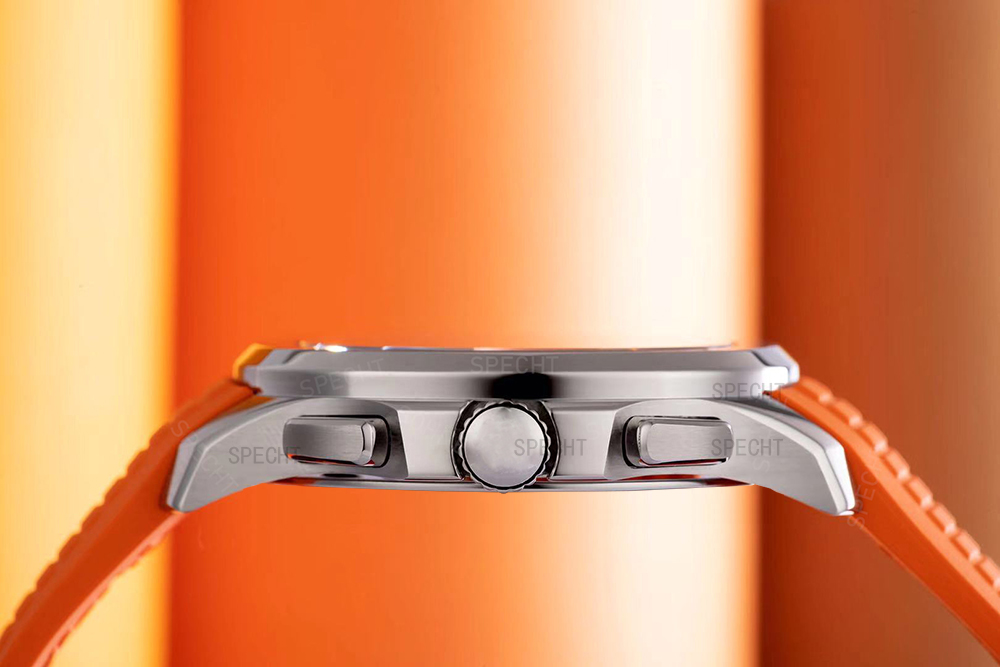 ساعة كوارتز رياضية عصرية للرجا - مراجعة Luxury Watch With Rubber Strap وسعره