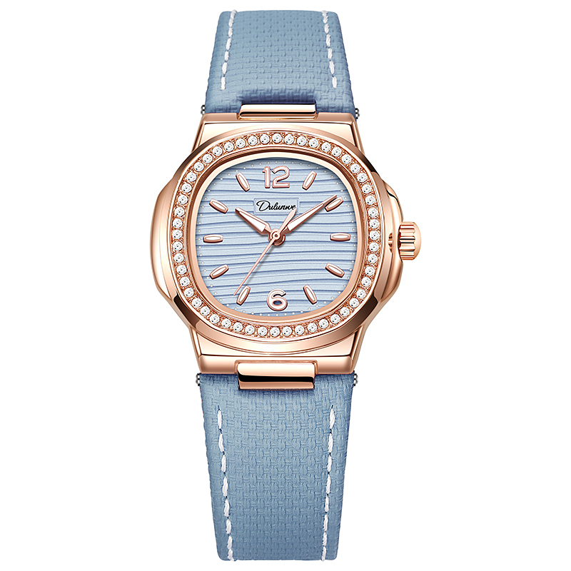 ساعة نسائية ميكانيكية أنيقة وب - مراجعة Luxury Watch With Rubber Strap وسعره